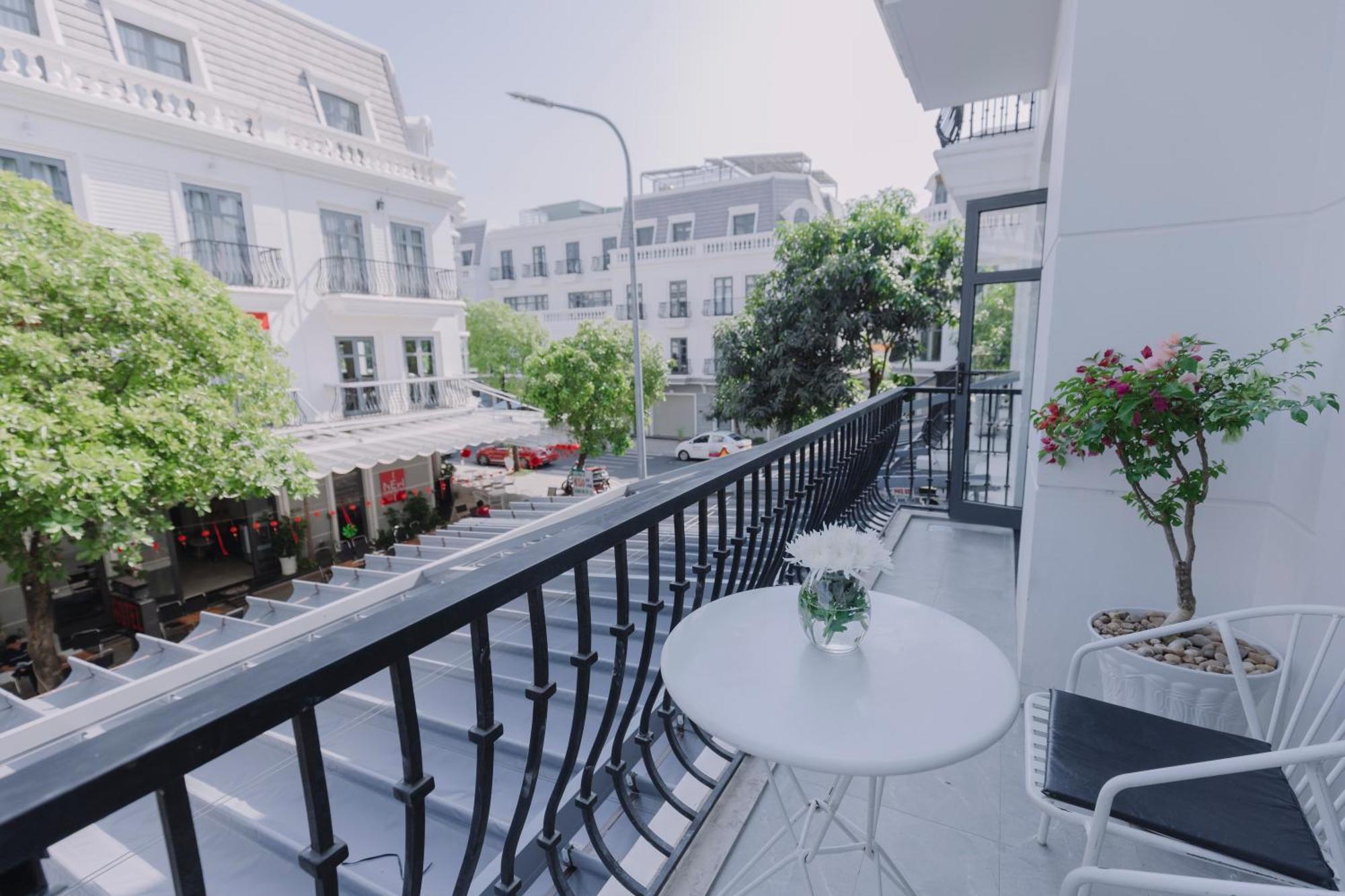 Arina Luxury Hotel - Vincom Tây Ninh Exterior photo