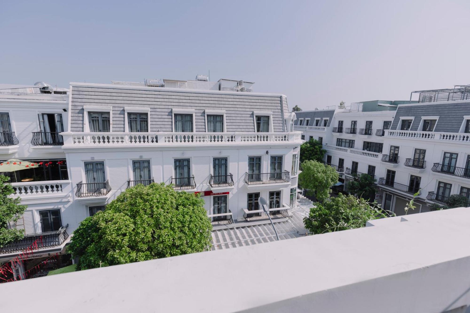 Arina Luxury Hotel - Vincom Tây Ninh Exterior photo